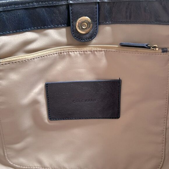 Cole Haan crackled leather navy tote bag - Picture 7 of 13